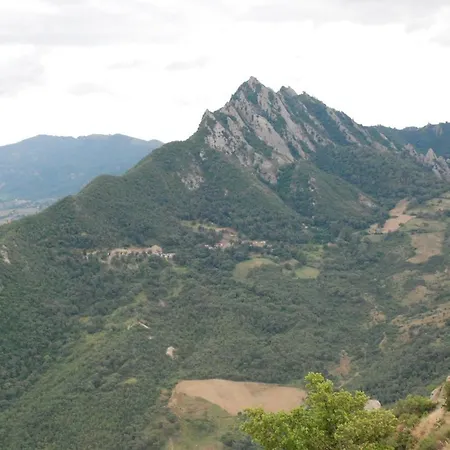Agriturismo Grotta Dell'Eremita * Albano di Lucania