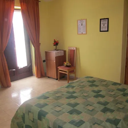 Ξενοδοχείο Agriturismo Grotta Dell'Eremita