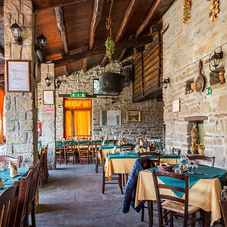 Agriturismo Grotta Dell'Eremita * Albano di Lucania