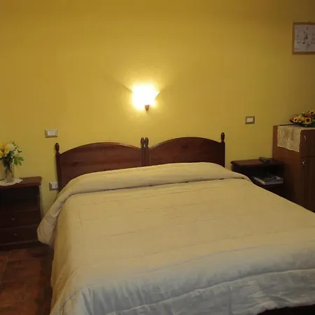 Grotta Dell'eremita Hotel Albano di Lucania